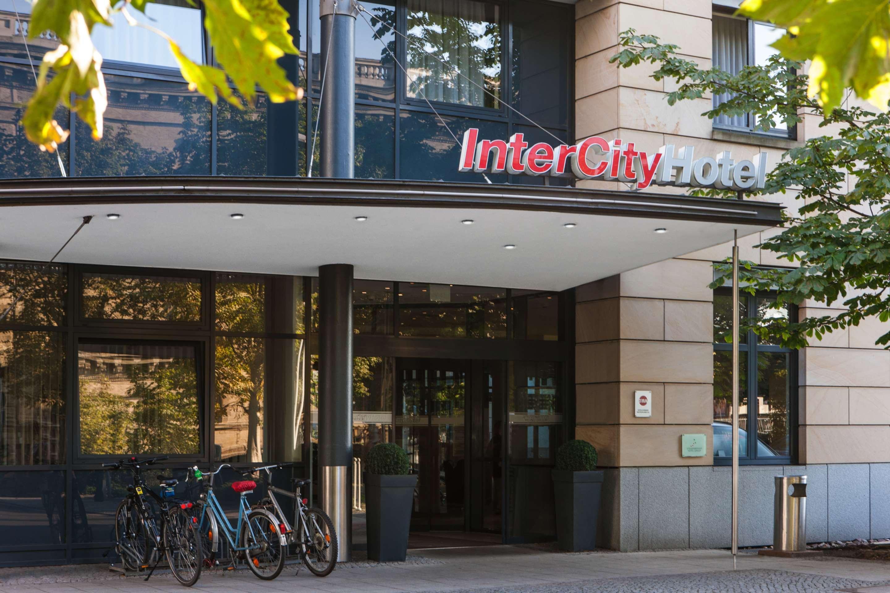 IntercityHotel Magdeburgo Exterior foto