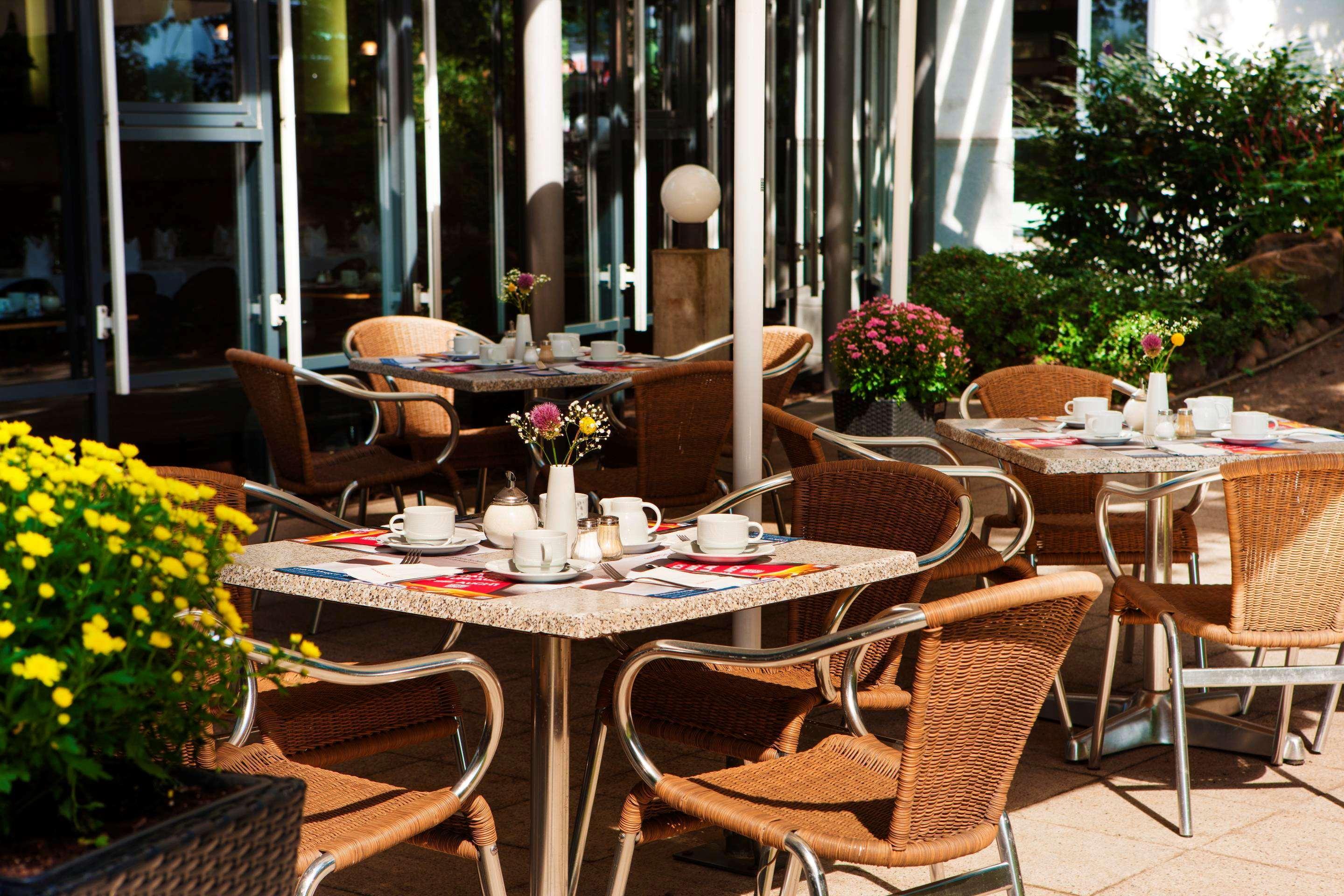 IntercityHotel Magdeburgo Exterior foto