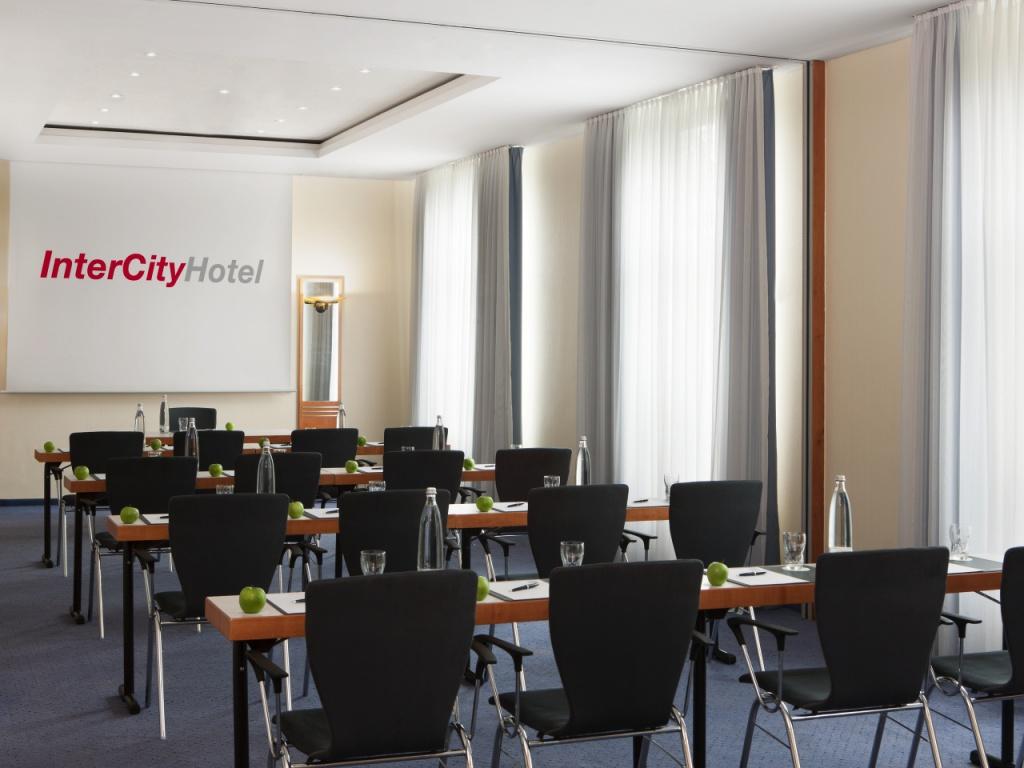 IntercityHotel Magdeburgo Exterior foto