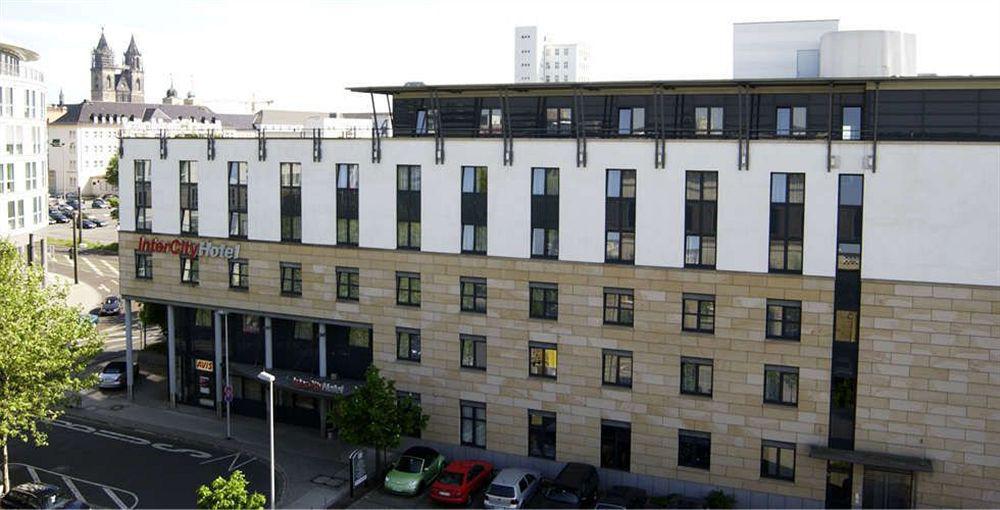 IntercityHotel Magdeburgo Exterior foto